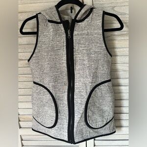 Lululemon Insculpt Reversible Hooded Vest